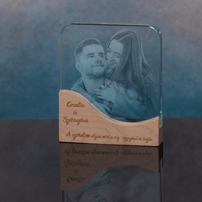 uveg-plakett-eskuvore-3dthin-gravirozassal-5 Üveg plakett Esküvőre 3Dthin gravírozással - Image 1